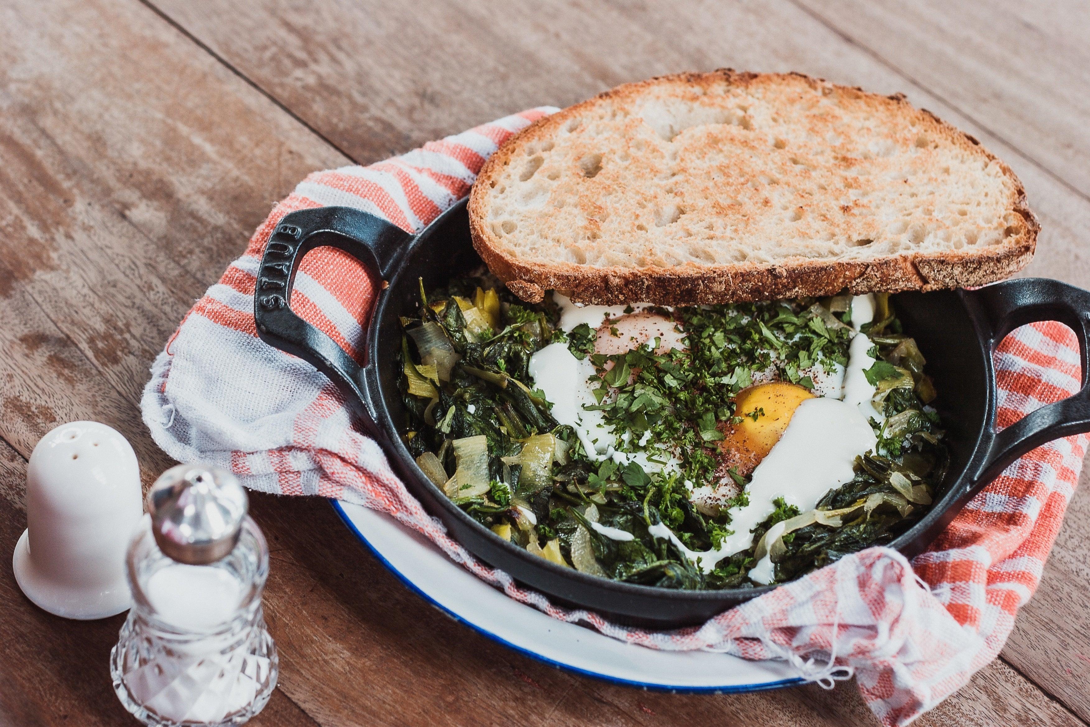 kick ass technique to remove rust from your cast iron